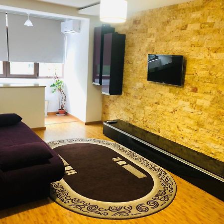 Bucharest Apartment Near The Center, Subway, Mall And Park Bagian luar foto