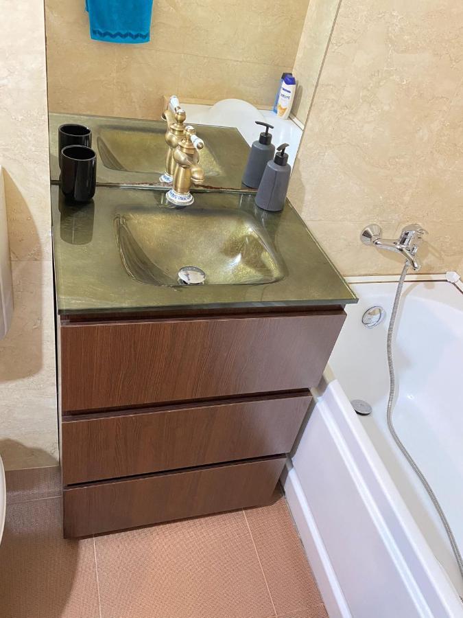 Bucharest Apartment Near The Center, Subway, Mall And Park Bagian luar foto